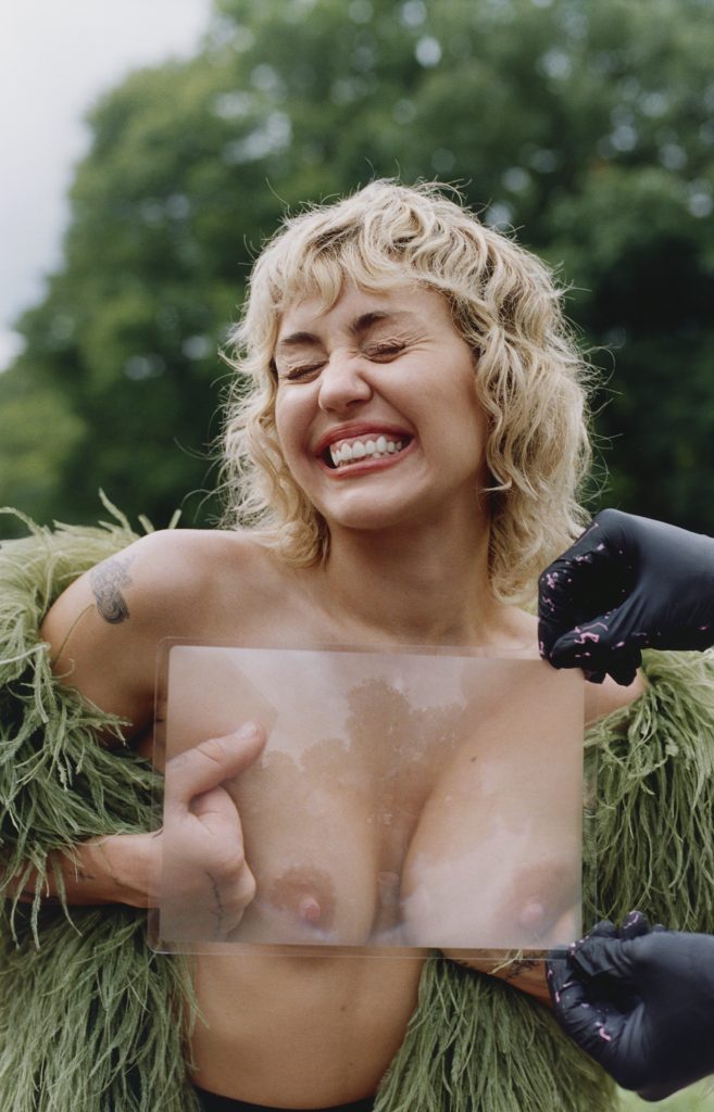 Miley Cyrus Frees Her Nipples and Shows Her Firm Booty in the Woods gallery, pic 14