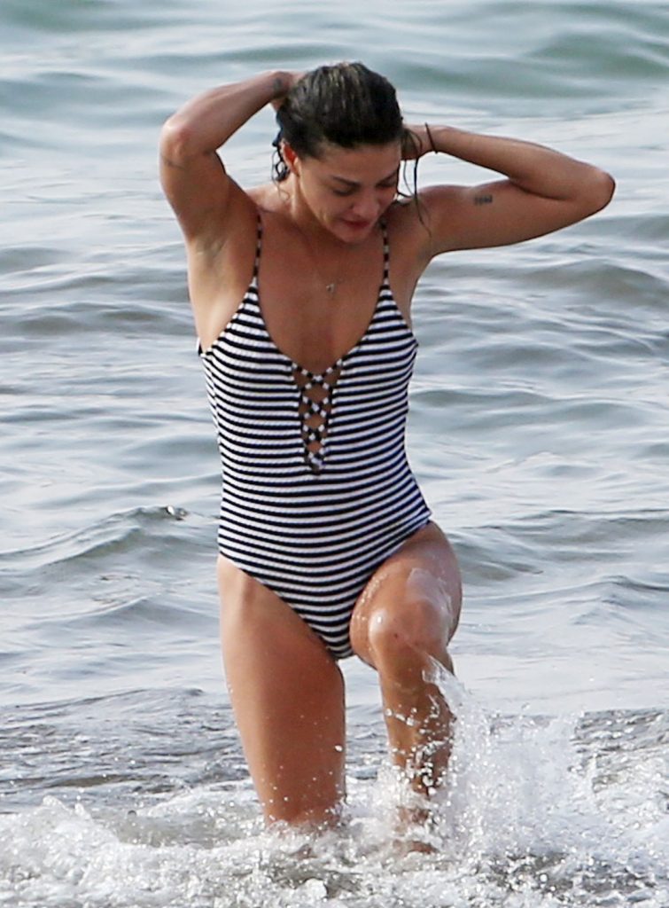 Thin Hottie Jessica Szohr Demonstrates Her Body in a Snug One-Piece Swimsuit gallery, pic 16