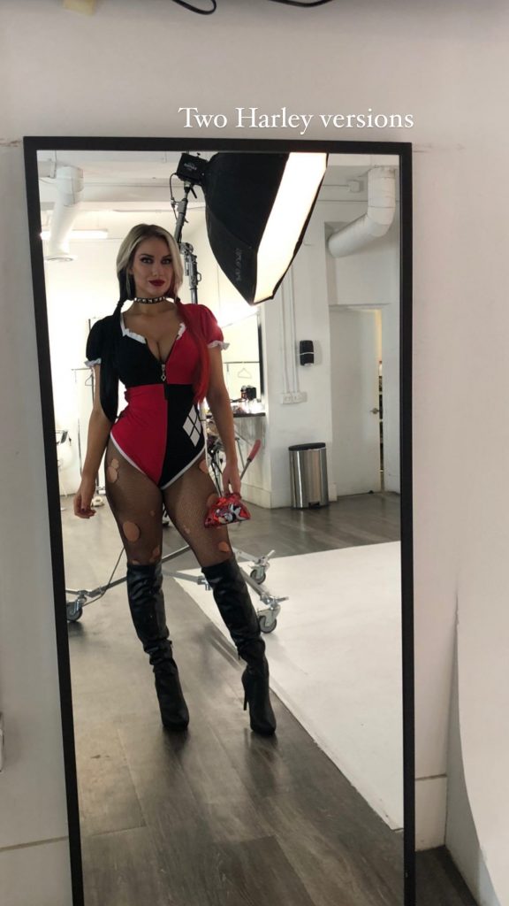 Paige Spiranac Looks Sexy While Cosplaying as Harley Quinn gallery, pic 4