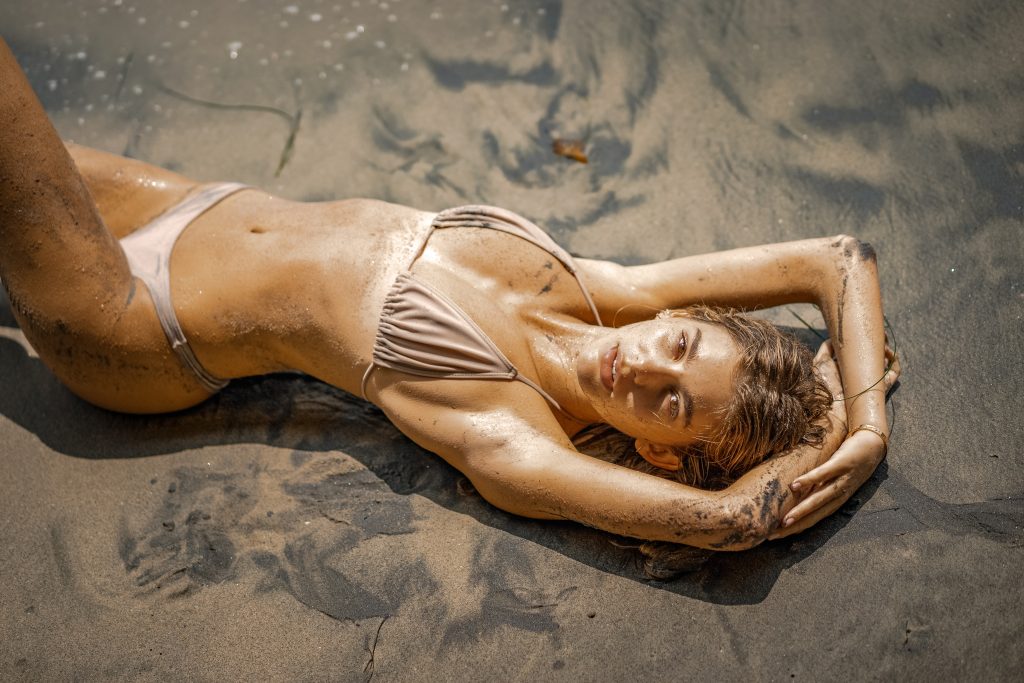 Chesty Babe Camila Morrone Displaying Her Amazing Bikini Body in High Quality gallery, pic 50