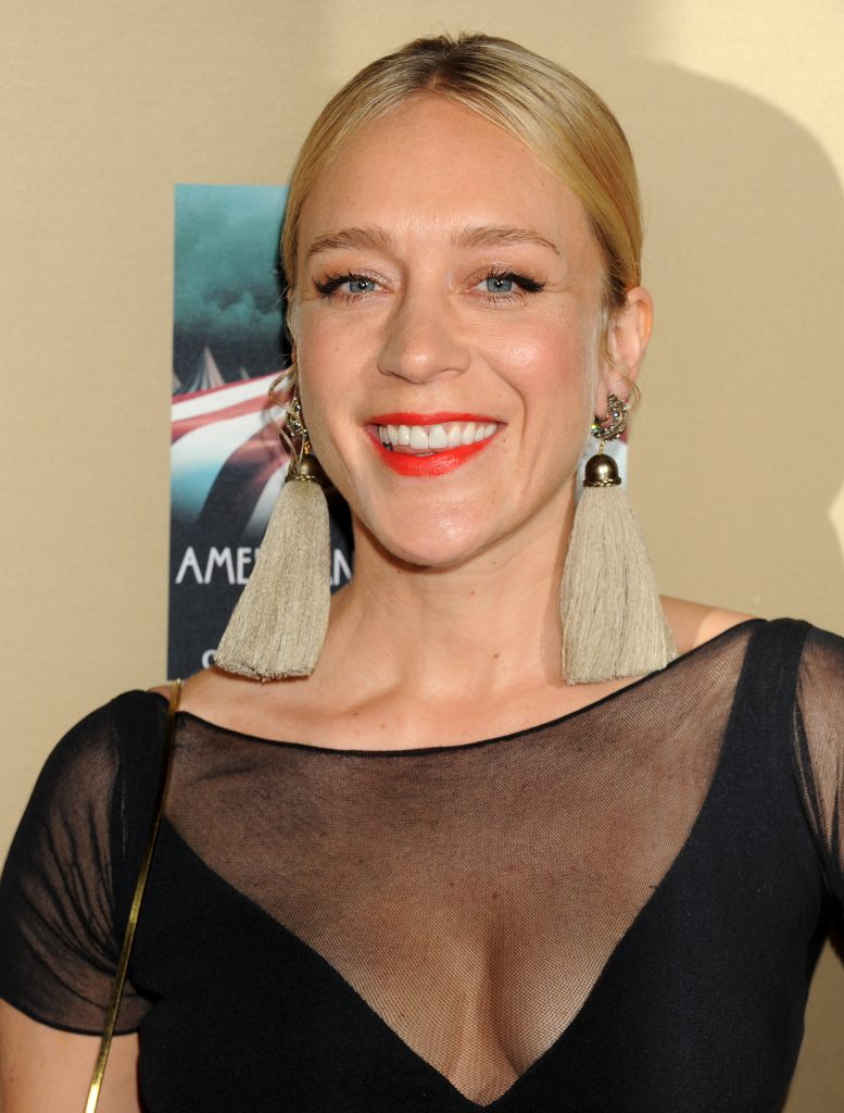 Blondie Chloë Sevigny Displaying Her Yummy Boobers in a Revealing Dress gallery, pic 38