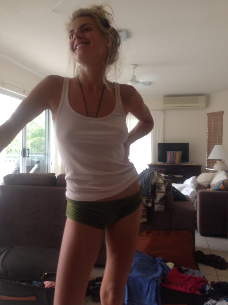 Eliza Coupe Fappening XXX: Leaked Pictures of Hot TV Actress Showing Her Boobs gallery, pic 6