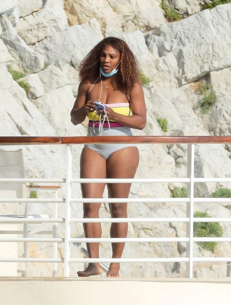 Thick Bombshell Serena Williams Demonstrates Her Oversized Booty in HQ gallery, pic 10