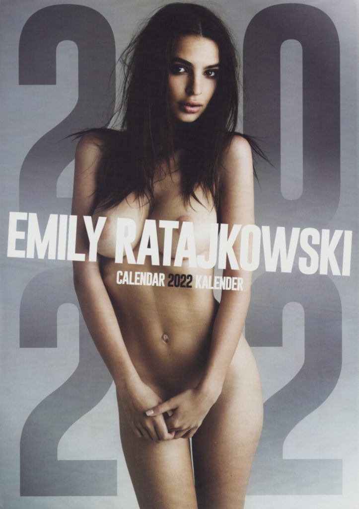 Nude Emily Ratajkowski Shines in a Great Gallery (Big Boobs XXX), pic 2
