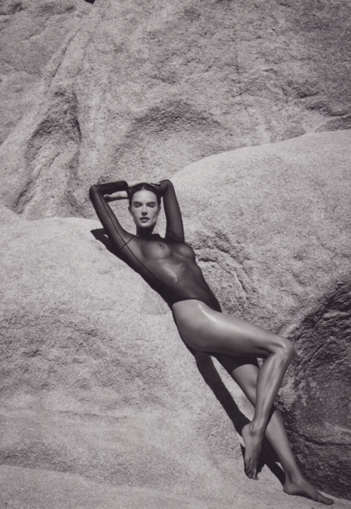 Wide Selection of Naked and Topless Alessandra Ambrosio Pictures gallery, pic 28