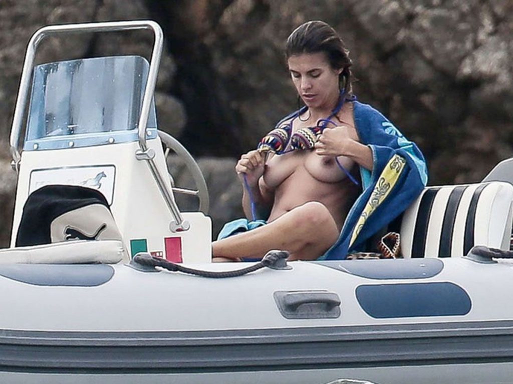 Wild Girl Elisabetta Canalis Goes Topless to Attract Your Immediate Attention gallery, pic 18