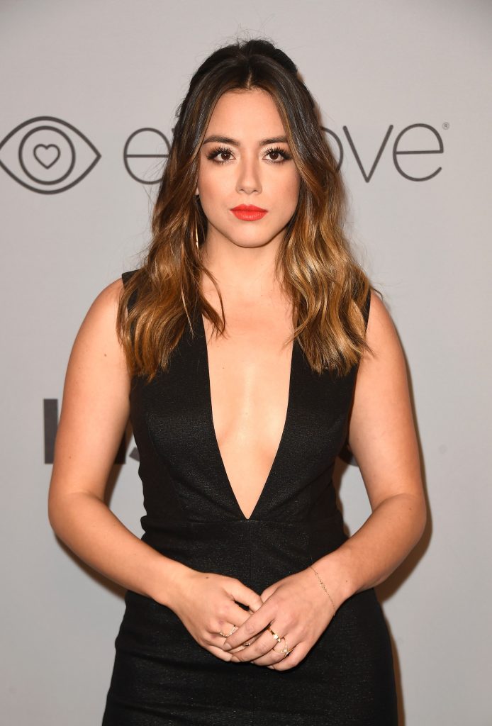 Brunette Vixen Chloe Bennet Shows Her Cleavage in a Really Revealing Black Dress gallery, pic 4