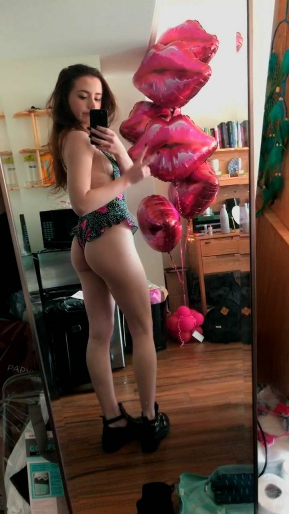 Time to Revisit the Hottest Fappening Pictures of Lily Mo Sheen (Leaked iCloud Celebrity Porn) gallery, pic 40