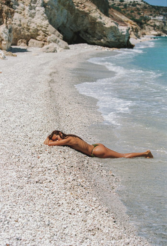 Pretty Babe Saskia Jenkins Enjoying Topless Sunbathing and Other Sexy Stuff gallery, pic 88